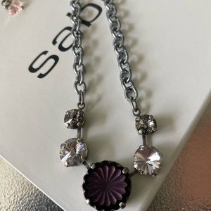 Sabika dark purple embleishment stone necklace
